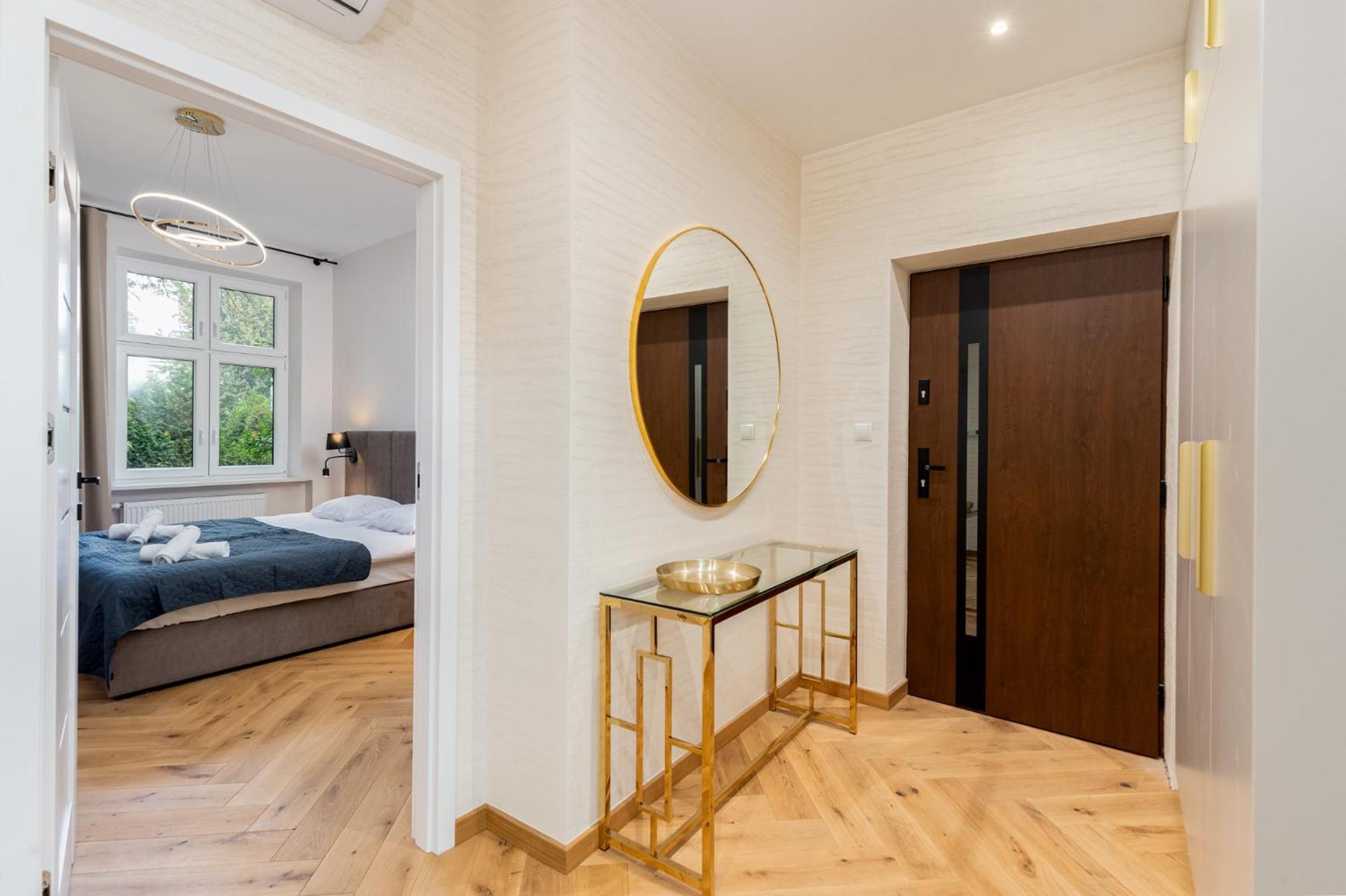 Spa Bedrooms With Sauna&Bath And Free Parking Krasków Εξωτερικό φωτογραφία