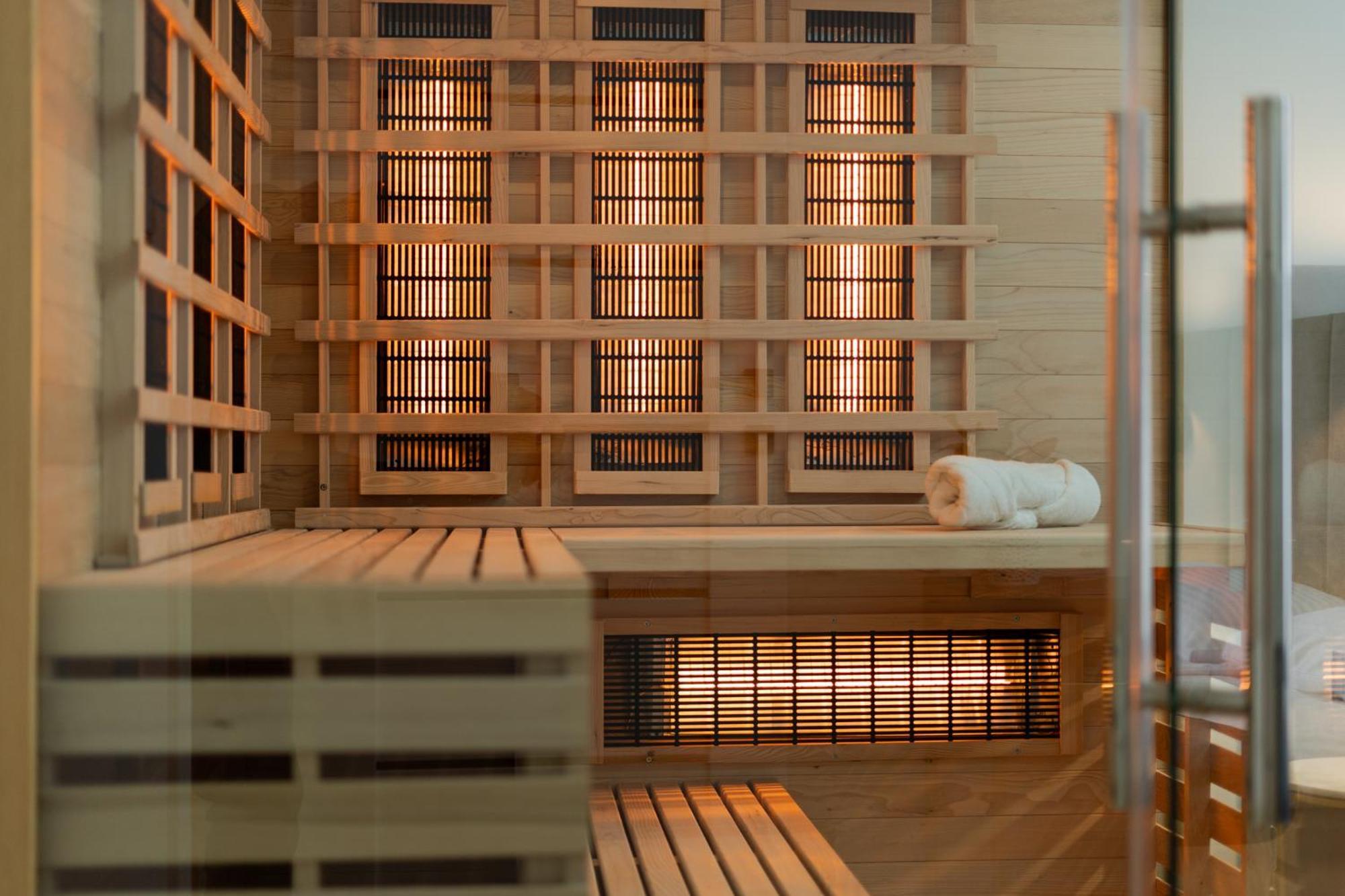 Spa Bedrooms With Sauna&Bath And Free Parking Krasków Εξωτερικό φωτογραφία