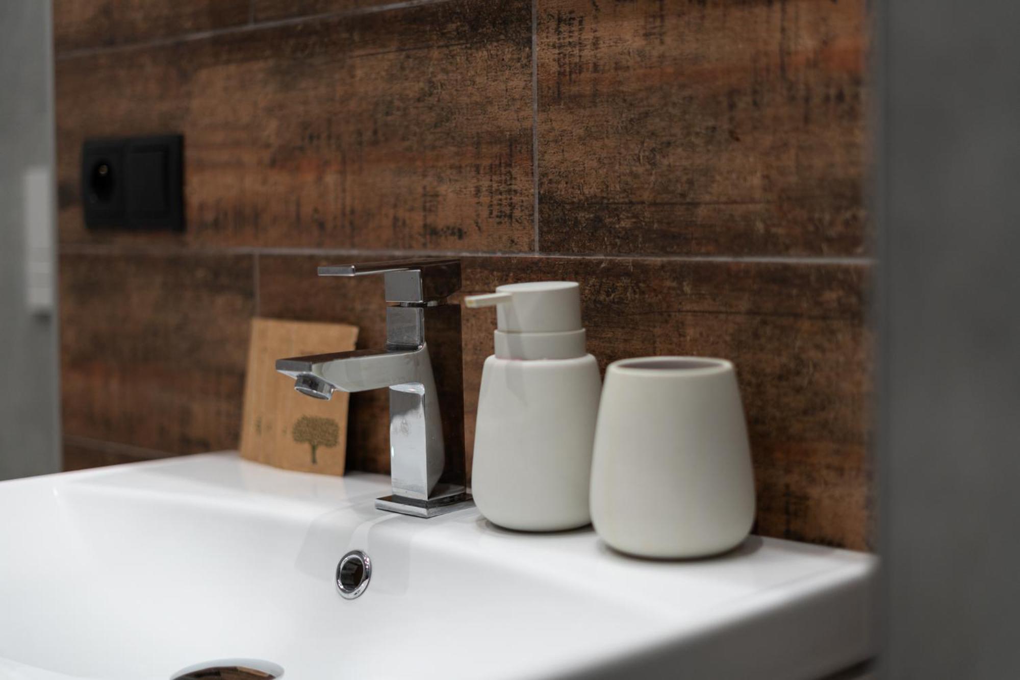 Spa Bedrooms With Sauna&Bath And Free Parking Krasków Εξωτερικό φωτογραφία