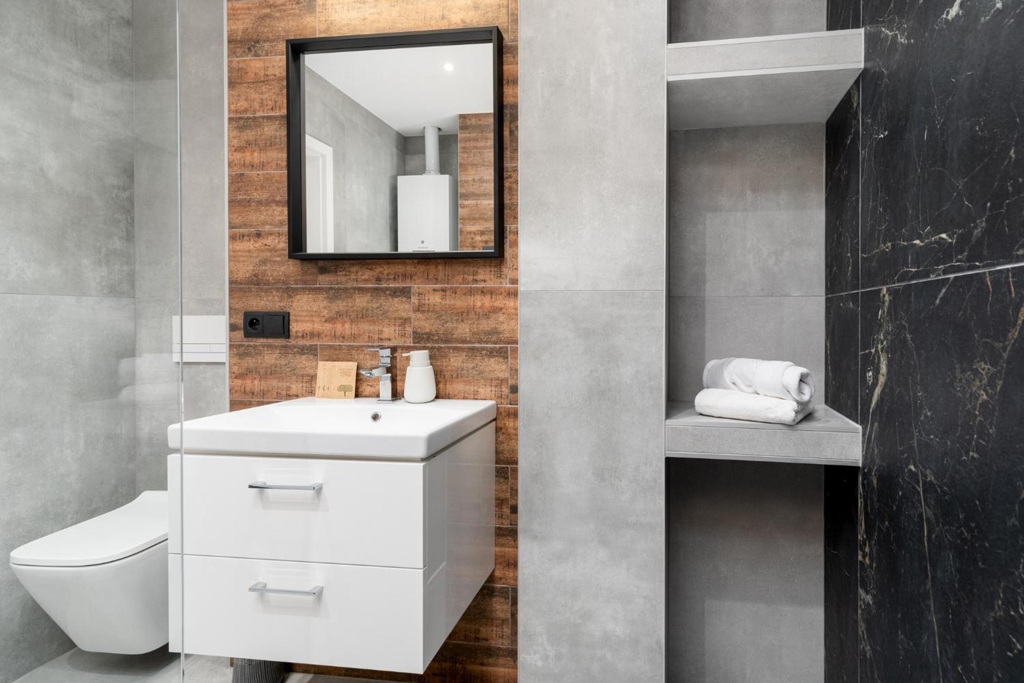 Spa Bedrooms With Sauna&Bath And Free Parking Krasków Εξωτερικό φωτογραφία