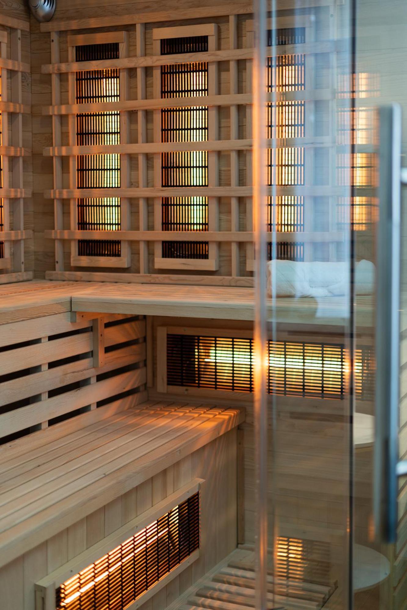 Spa Bedrooms With Sauna&Bath And Free Parking Krasków Εξωτερικό φωτογραφία